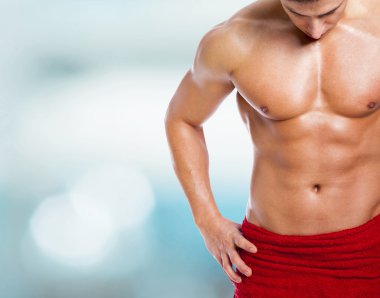 Spor salonunda Fitness adam