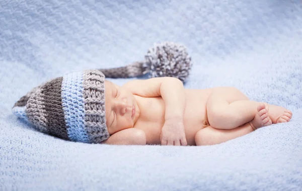 Adorable newborn baby boy sleeping — Stock Photo, Image