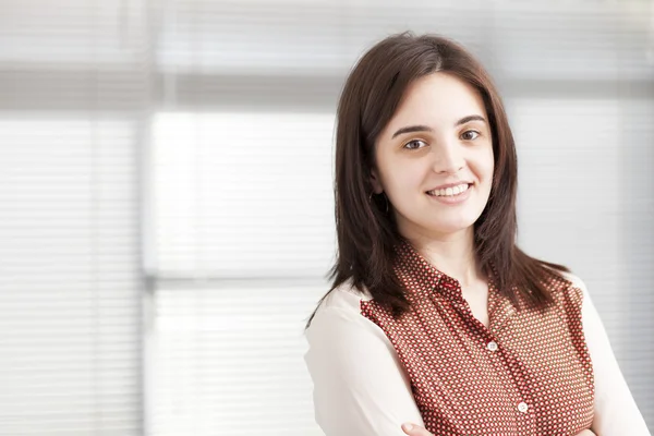 Felice sorridente bella donna — Foto Stock