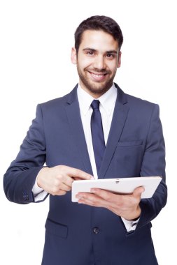 Tablet bilgisayarınızla ayakta iş adamı