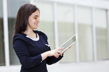 Dijital tablet holding iş kadını