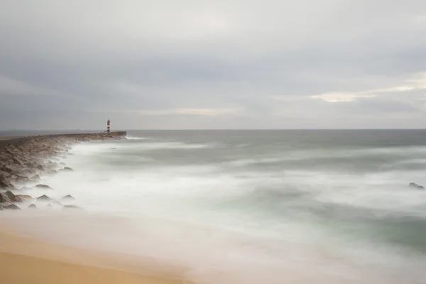 Paisagem da costa rochosa do mar — Fotografia de Stock