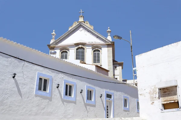 Iglesia de Albufeira en Algarve —  Fotos de Stock