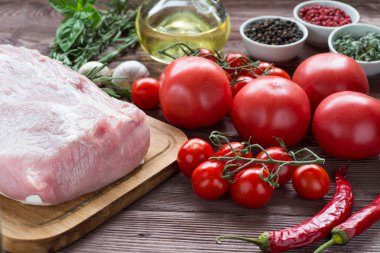 Freash sebzeler çiğ domuz eti