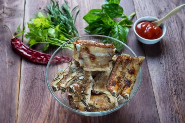 Dilimlenmiş Barbekü Domuz kaburga, dilimlenmiş et odaklanmak kavrulmuş