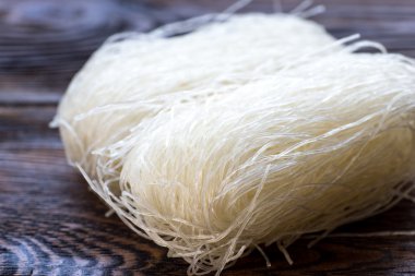 Pirinç Noodle rustik ahşap tablo