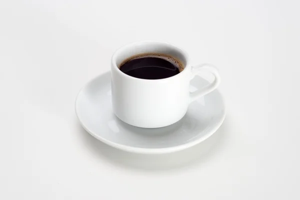 Tazza di caffè su sfondo bianco — Foto Stock