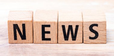 Haber ahşap bloklardan düzenlenmiştir..