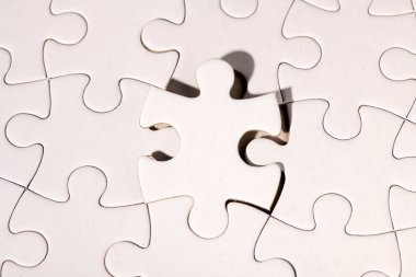 Beyaz yapbozun üst görünümü