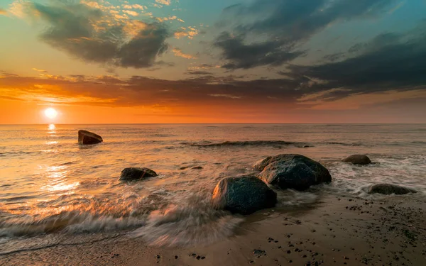 Puesta Sol Junto Mar Naturaleza Naturaleza Paisaje Atardecer —  Fotos de Stock