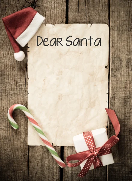 Детское письмо Санта-Клаусу — стоковое фото