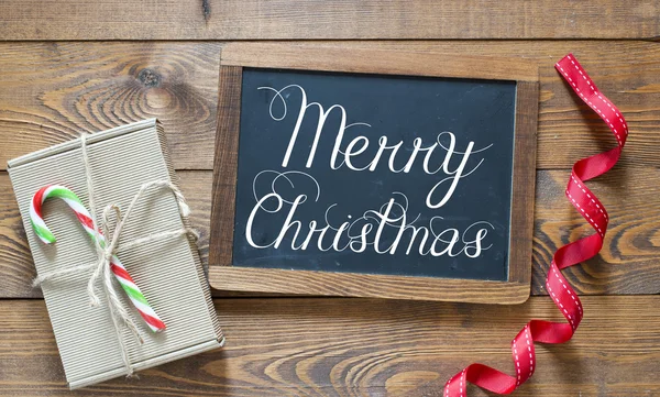 Merry Christmas inscriptie op krijt schoolbord — Stockfoto