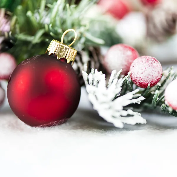 Boule de Noël rouge — Photo