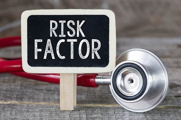 Risikofaktor und Stethoskop — Stockfoto