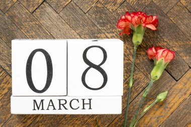 8 Mart arka plan