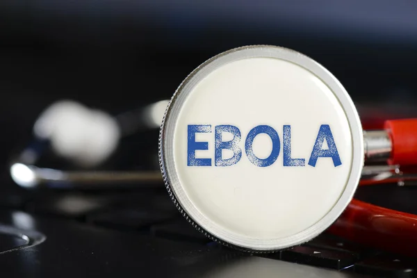 Sinal de ebola e estetoscópio . — Fotografia de Stock