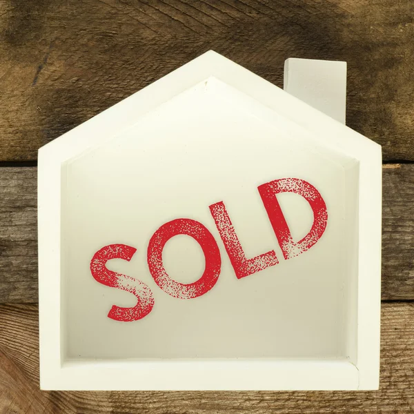 Sold Real estate sign — Stock Photo, Image