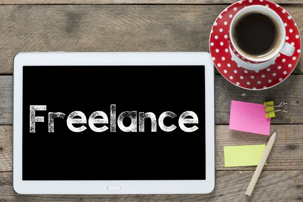 Tablet computer e freelance — Foto Stock