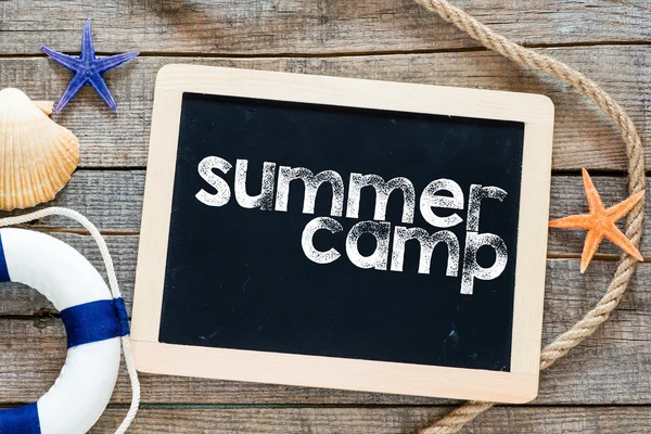 Summer camp Text på tavlan — Stockfoto