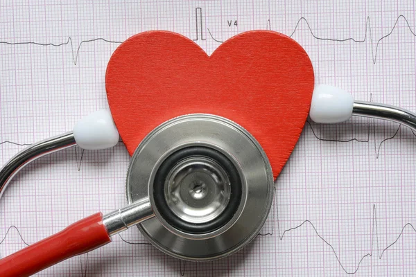 Stethoscope and heart symbol — Stock Photo, Image