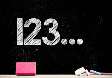 123 kara tahta üzerinde...