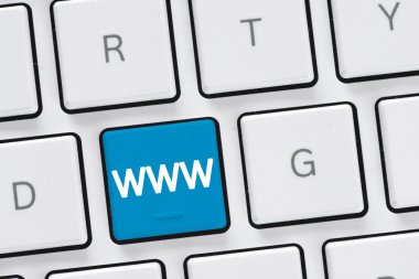 Bilgisayar klavye www işareti ile