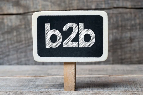 B2B handskriven på blackboard — Stockfoto