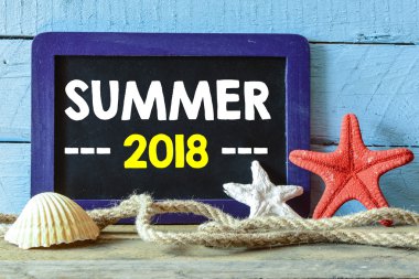 Yaz 2018 yazı tahtası üzerinde