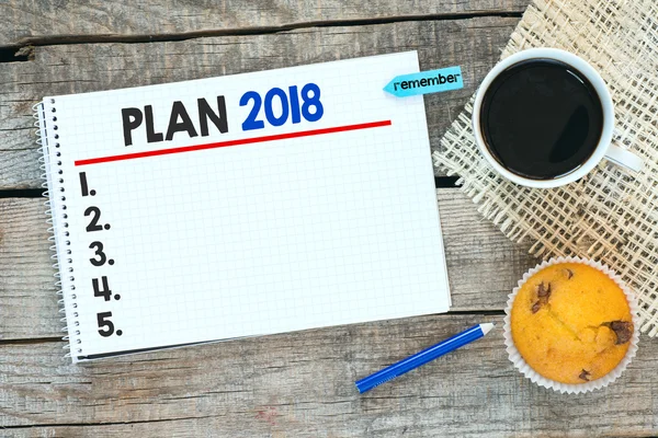 Anteckningsbok med plan 2018 — Stockfoto