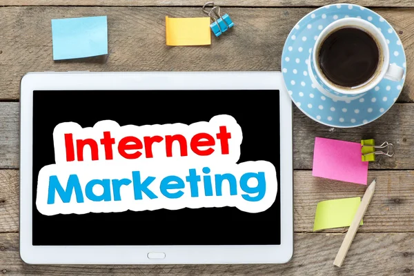 Marketing de Internet no computador Tablet — Fotografia de Stock