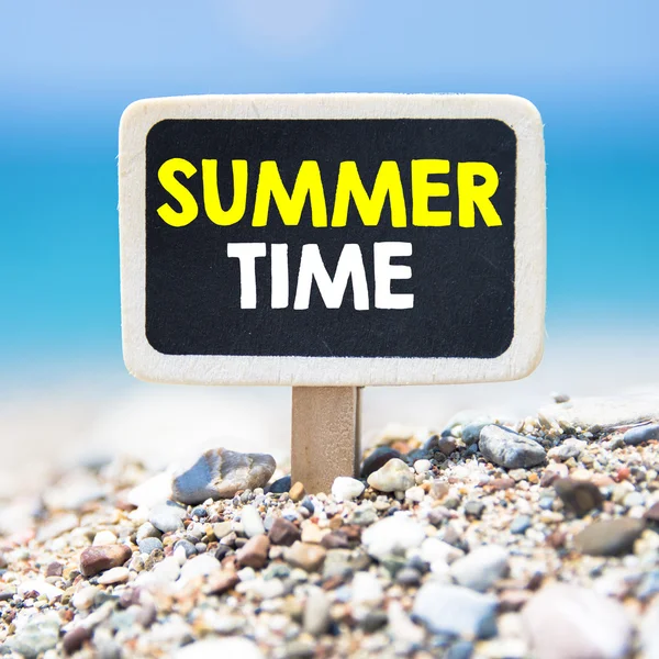 Summer time    on chalkboard — Stock Photo, Image