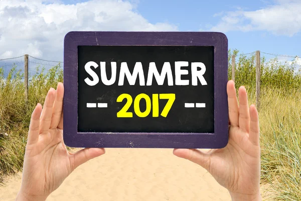 Tabule s ručně psané letní 2017 — Stock fotografie