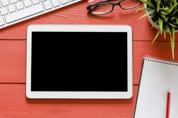 Tablet computer with keyboard — Stock Photo, Image