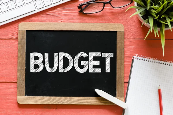 Budget word  Handwritten on blackboard — Stock Photo, Image