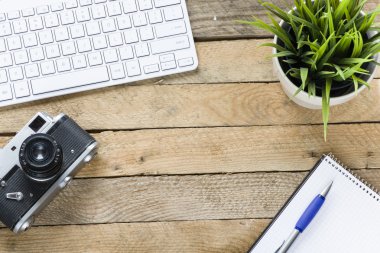 Klavye ile eski fotoğraf makinesi