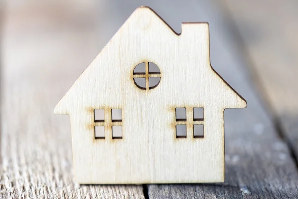 Jouet maison en bois — Photo