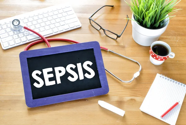 Handwritten sepsis  on blackboard — Stock Photo, Image