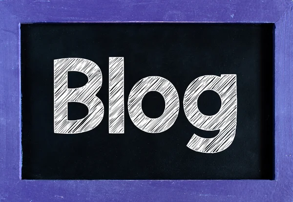 Blog woord op blackboard — Stockfoto