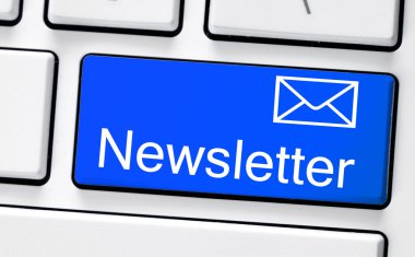 Bilgisayar beyaz klavye ile Bülten