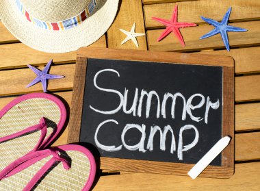 Blackboard çerçeve ile yaz kampı