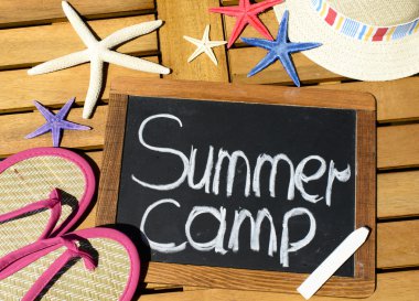 Blackboard çerçeve ile yaz kampı