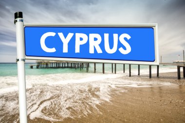 yol işaret Kıbrıs'kelime