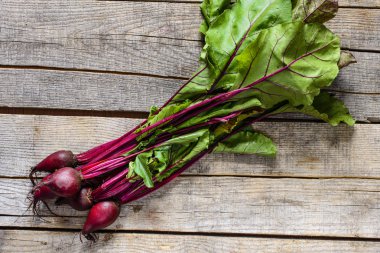 Organik yeni ham şeker pancarı