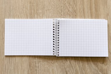 Açık boş sayfa defter