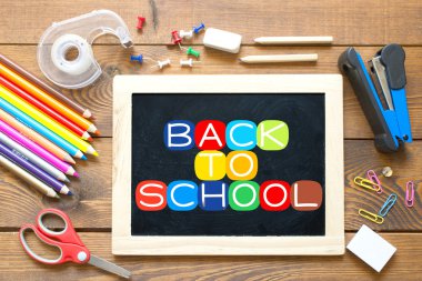 Tebeşir tahtasında Okula Dönüş