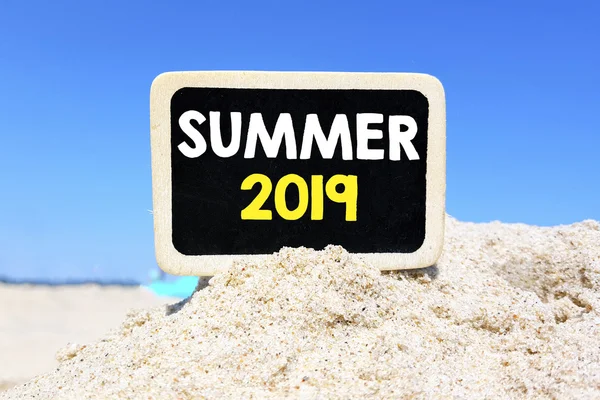 黒板に夏 2019 — ストック写真