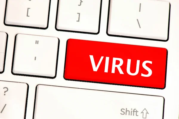 Vit tangentbord med virus — Stockfoto