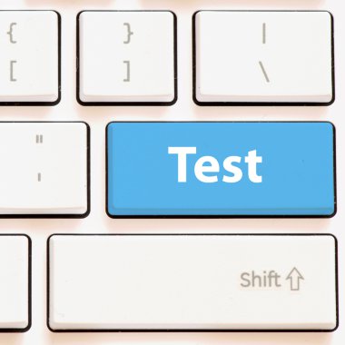 Bilgisayar klavye testi ile