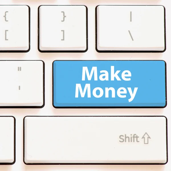 Datorns tangentbord med tjäna pengar — Stockfoto