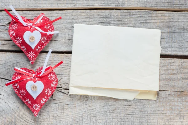 Hearts decoration object with card — Stock Photo, Image